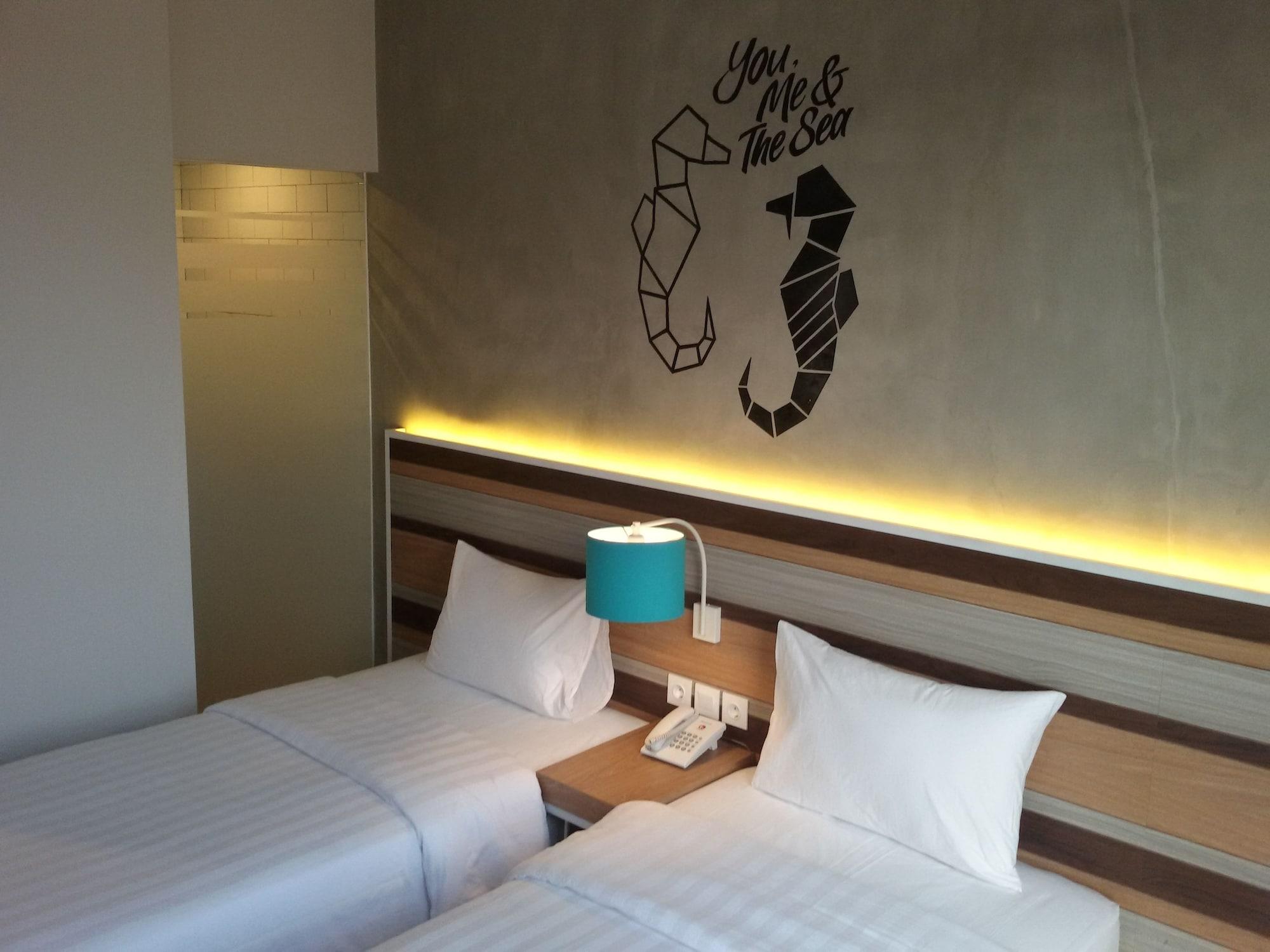 La Lucia Boutique Hotel By Prasanthi Tanjung Pandan Dış mekan fotoğraf