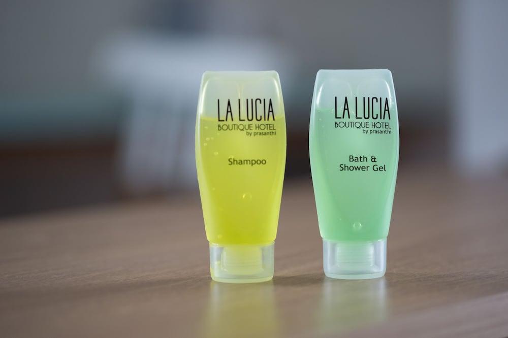 La Lucia Boutique Hotel By Prasanthi Tanjung Pandan Dış mekan fotoğraf