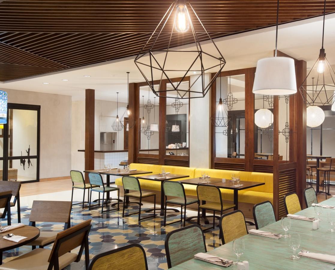 La Lucia Boutique Hotel By Prasanthi Tanjung Pandan Dış mekan fotoğraf